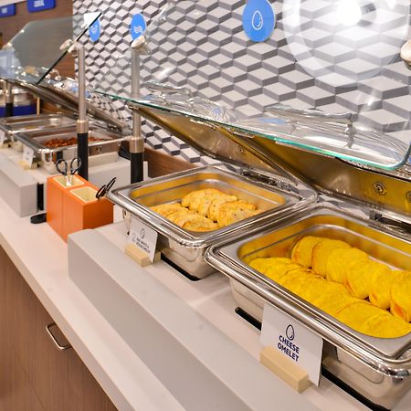 Holiday Inn Express & Suites Ashtabula-Geneva By Ihg Austinburg Bagian luar foto