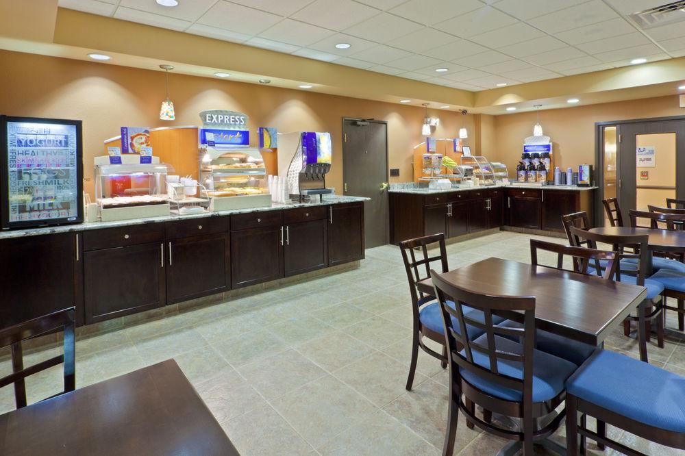 Holiday Inn Express & Suites Ashtabula-Geneva By Ihg Austinburg Bagian luar foto