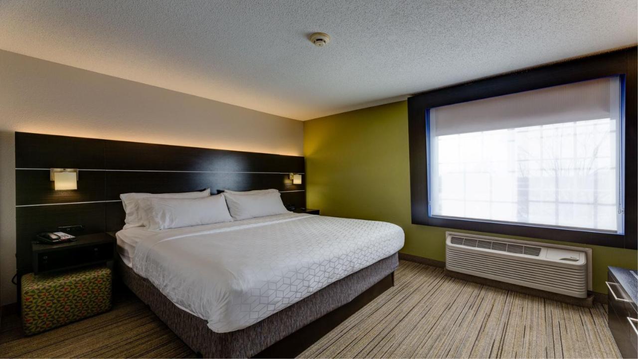 Holiday Inn Express & Suites Ashtabula-Geneva By Ihg Austinburg Bagian luar foto