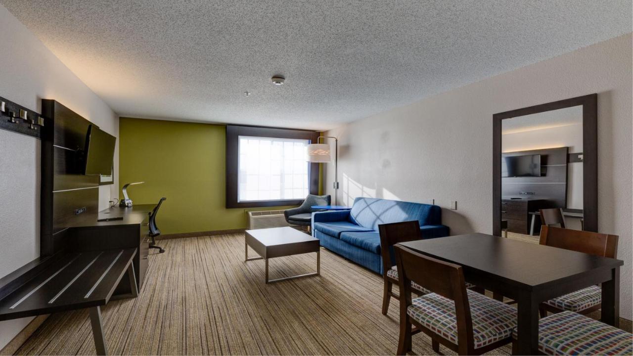 Holiday Inn Express & Suites Ashtabula-Geneva By Ihg Austinburg Bagian luar foto