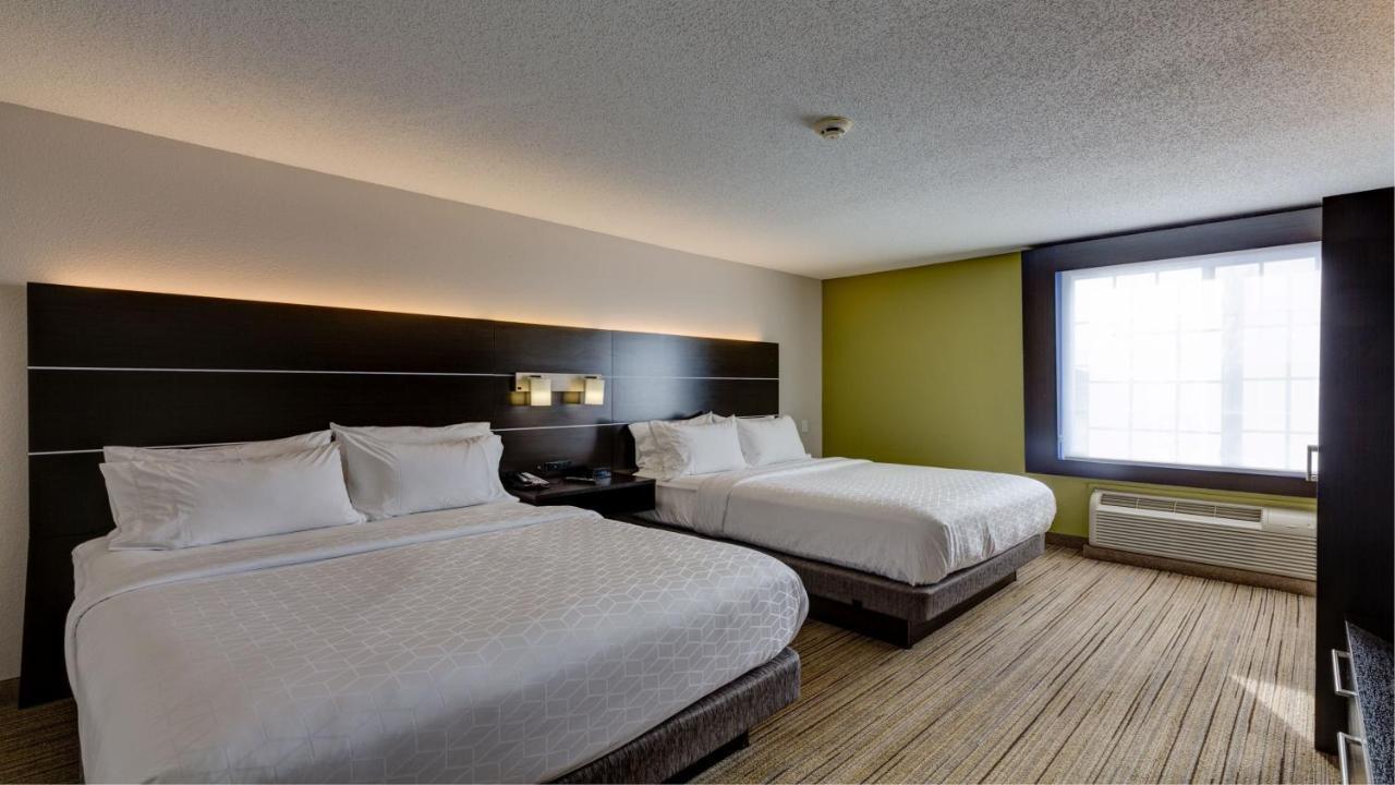 Holiday Inn Express & Suites Ashtabula-Geneva By Ihg Austinburg Bagian luar foto
