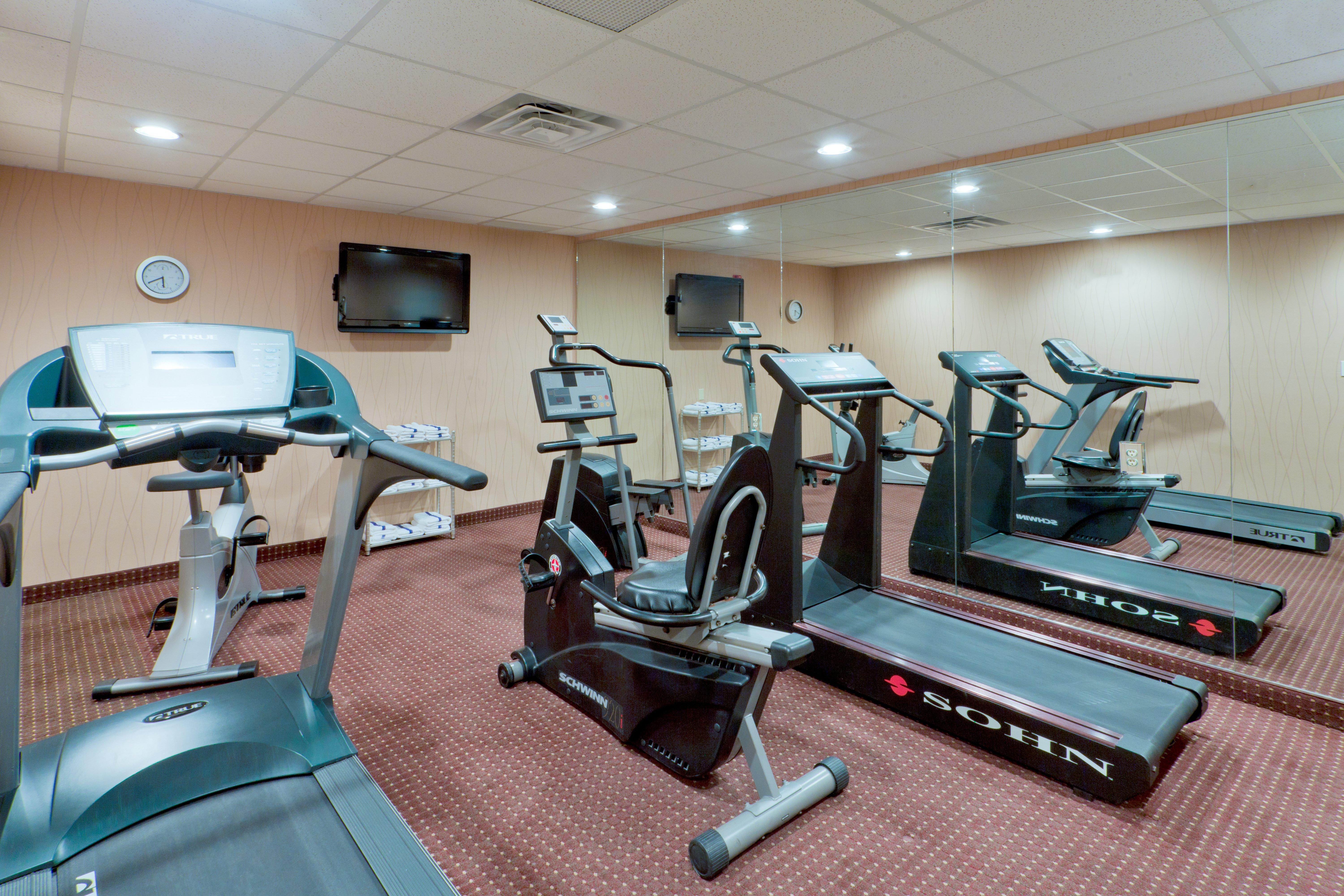 Holiday Inn Express & Suites Ashtabula-Geneva By Ihg Austinburg Bagian luar foto