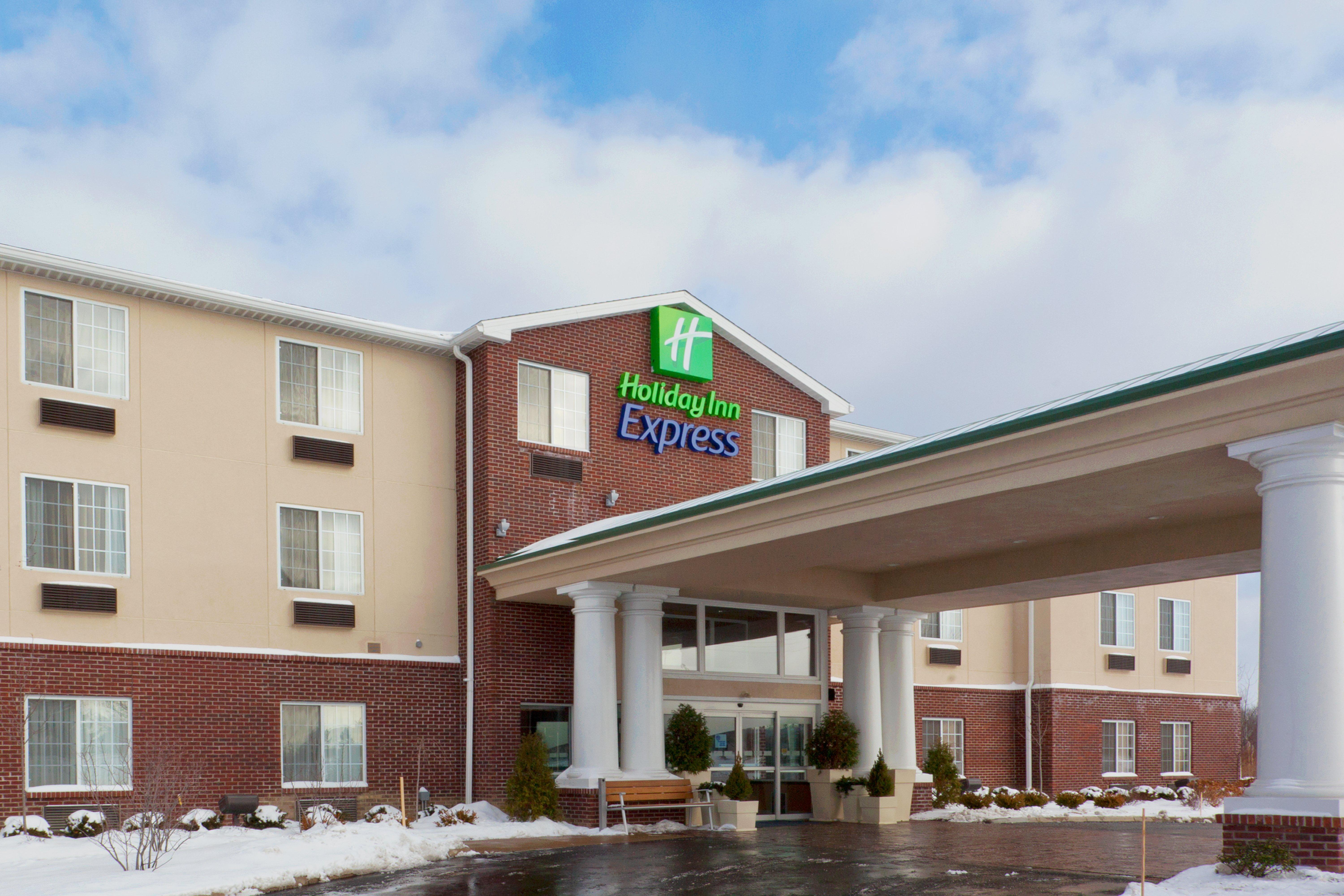 Holiday Inn Express & Suites Ashtabula-Geneva By Ihg Austinburg Bagian luar foto