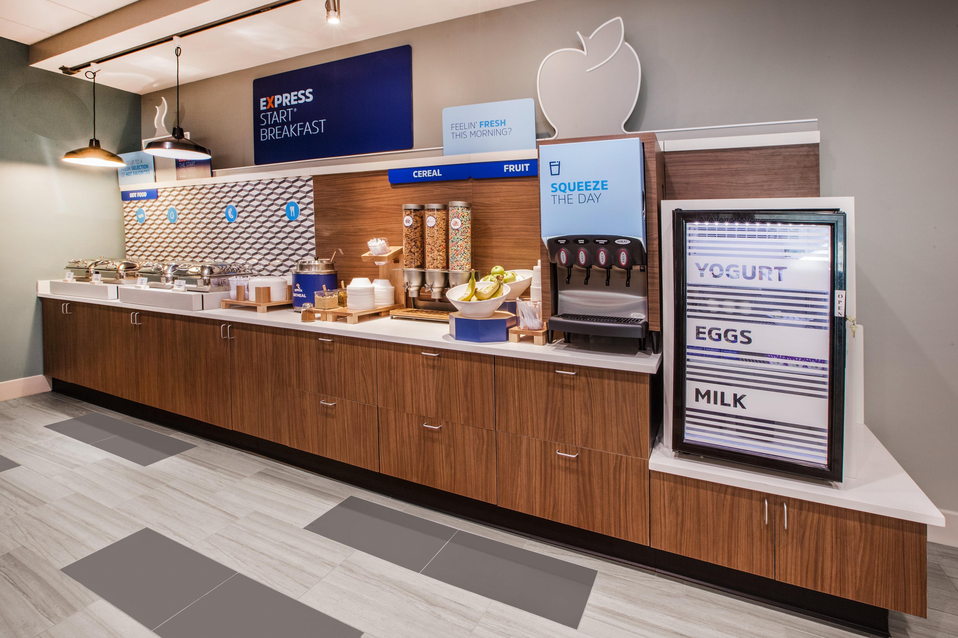 Holiday Inn Express & Suites Ashtabula-Geneva By Ihg Austinburg Bagian luar foto